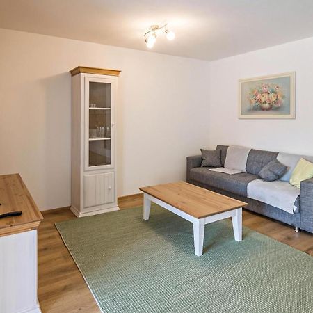 Ferienwohnung Haefele 2 Бад Вурцах Екстериор снимка